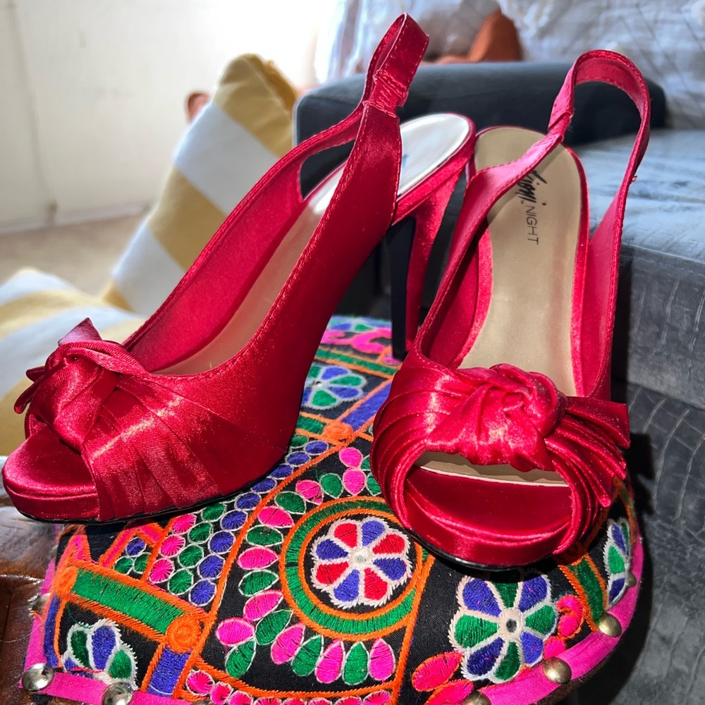 little red shoes